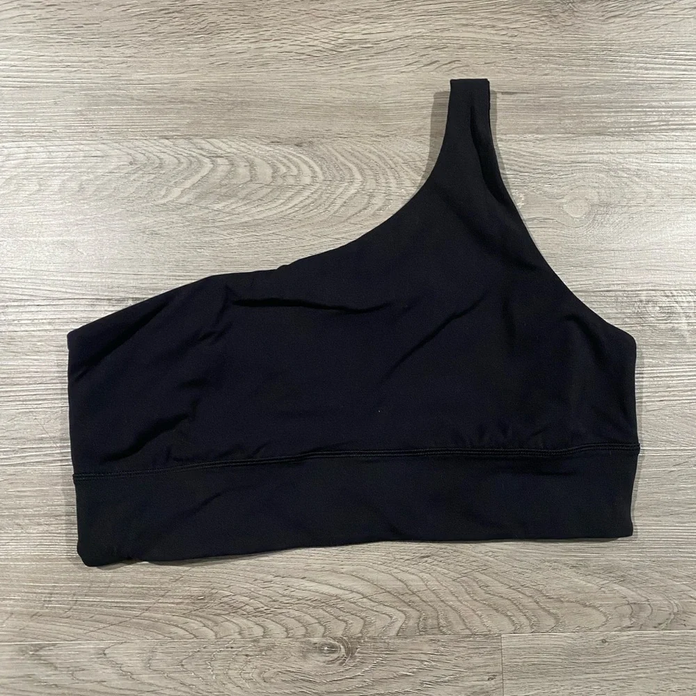 lululemon athletica chic black